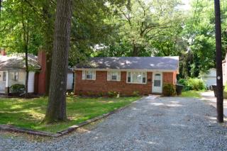 2011 Walker Ave, Greensboro NC  27403-1654 exterior