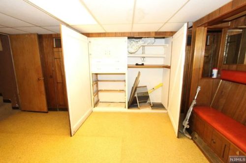 434 Harristown Rd, Ridgewood NJ  07452-2836 exterior