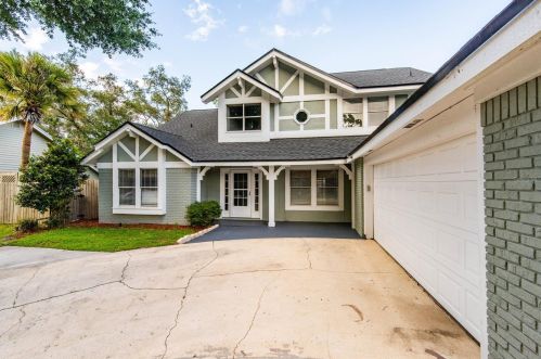 1076 Chesterfield Cir, Casselberry, FL 32708-4709