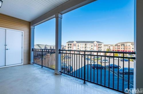 524 Doral Ct, Piscataway NJ  08854-6704 exterior