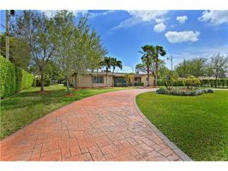 6725 97th Ave, Miami, FL 33173-1469