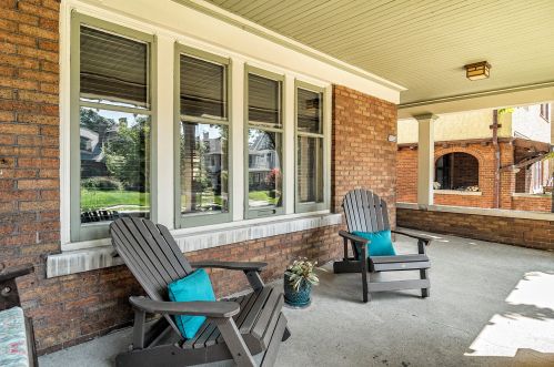 3022 Hackett Ave, Milwaukee, WI 53211-3444