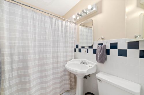 1641 28 Ave, Vero Beach FL 32960-3135 exterior