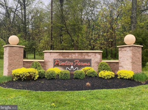 1010 Pimlico Dr, Norristown, PA 19403-3958