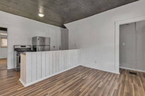 307 Maplewood Ave, Ambridge PA 15003-2519 exterior