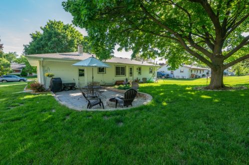 1420 Princeton Pl, West Bend, WI 53095-3749