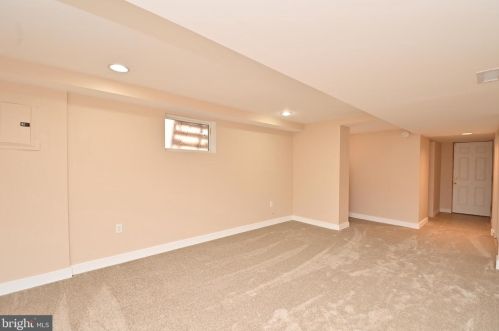 831 Yuma St, Washington DC 20032-3973 exterior