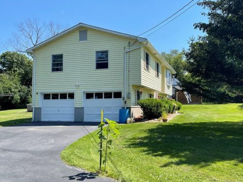 1065 Dolsontown Rd, Middletown, NY 10940-4744
