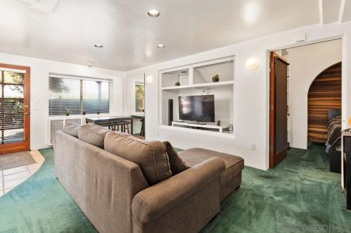 4273 Dawes St, San Diego CA 92109-1230 exterior