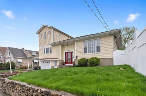 416 Union Ave, Providence, RI 02909-4806