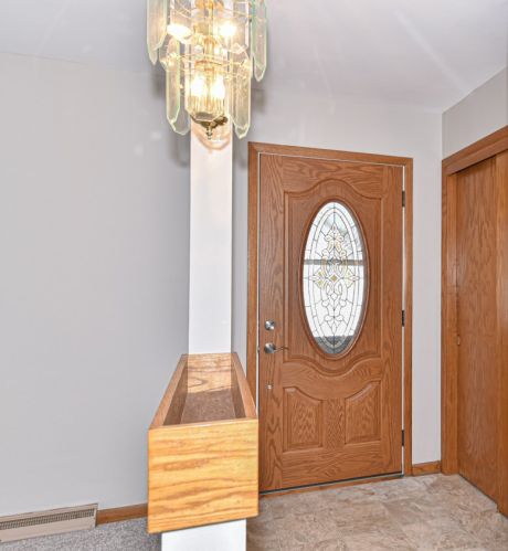 5160 19th St, Milwaukee, WI 53209-5777