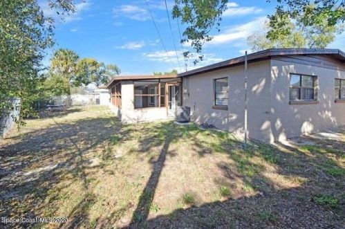 1028 Park Ave, Titusville FL  32780-3981 exterior