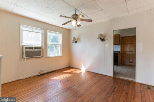 2215 Scovel Ave, Camden NJ  08110-1725 exterior