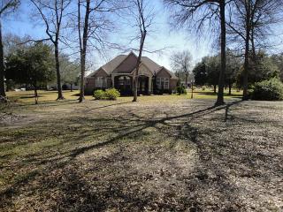22680 Ford Rd, Porter, TX 77365-5408