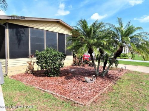 246 Kiwi Dr, Sebastian, FL 32976-2413
