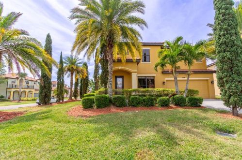 2806 Via Largo Ct, Kissimmee, FL 34744-4144
