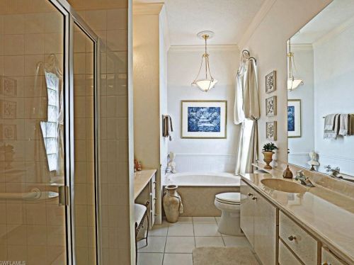 3484 Donoso Ct, Naples FL 34109-1395 exterior