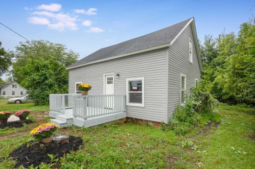 14193 Cleveland Rd, Pataskala, OH 43062-7801