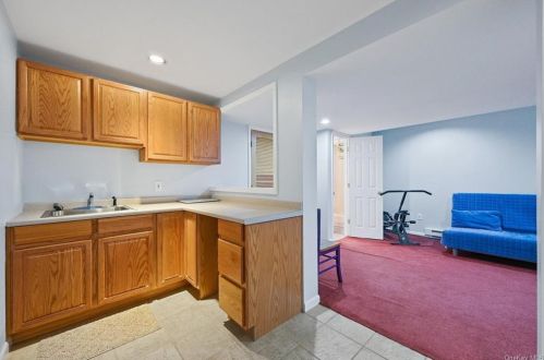 35 Mclaughlin Way, Washingtonville NY  10992-1151 exterior