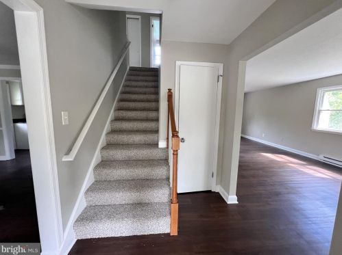530 Sycamore Rd, Bally, PA 19503-9674