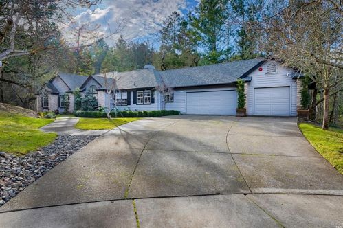 473 Falling Star Ct, Santa Rosa, CA 95409-6389