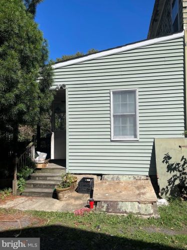 110 Ryers Ave, Cheltenham, PA 19012-2215