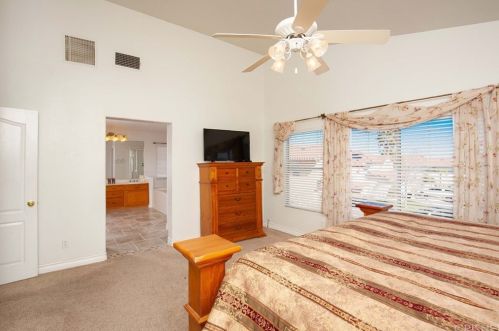 42320 Aaron Ct, Lancaster CA 93536-1266 exterior