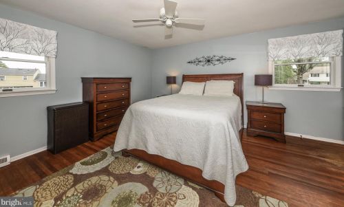 140 Windsor Ave, Southampton PA  18966-3334 exterior