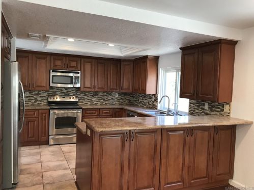 13306 Bavarian Dr, San Diego CA  92129-2373 exterior