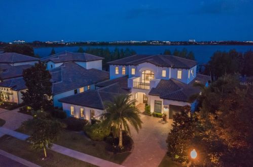 7630 Pointe Venezia Dr, Orlando, FL 32836-3750