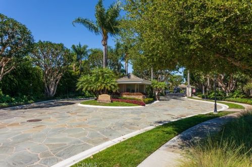 1147 Granville Dr, Newport Beach, CA 92660-6226