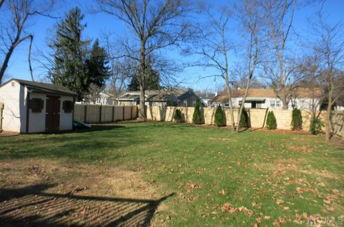 377 William St, Piscataway NJ 08854-6057 exterior