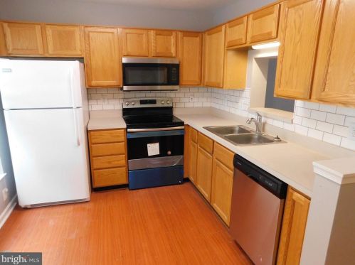 4605 Club Cart Cir, Fredericksburg VA  22408-9577 exterior