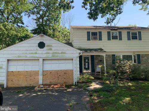 1034 Longspur Rd, Norristown PA  19403-2045 exterior
