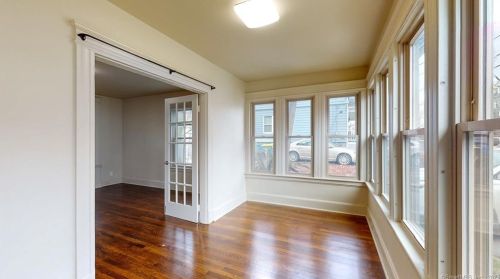 29 Lexington Ave, Waterbury CT  06710-1435 exterior