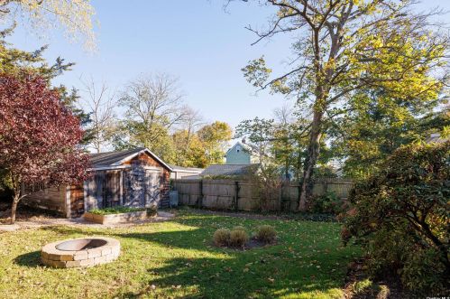 518 1 St, Greenport NY  11944-1601 exterior