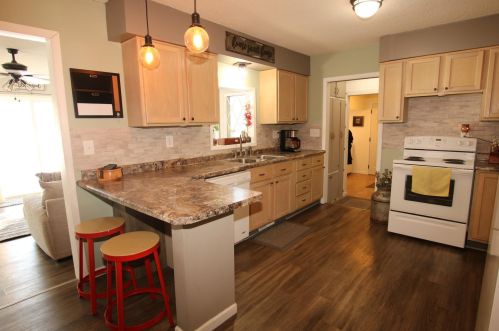 4151 Hiview Dr, Alex MN  56308-9427 exterior