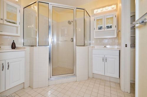 1429 23rd Ter, Cape Coral FL  33909-4402 exterior
