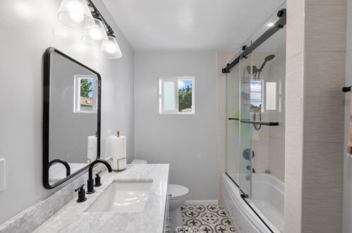 744 Carroll Ave, Glendora CA  91741-3525 exterior