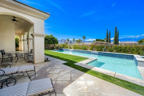 27 Toscana Way, Rancho Mirage CA  92270-1977 exterior