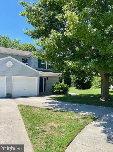 30 Acacia Pl, Dover, DE 19901-4008