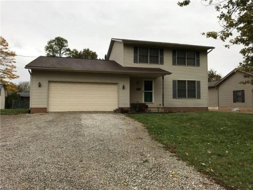 2249 Perry Dr, Canton, OH 44706-2101