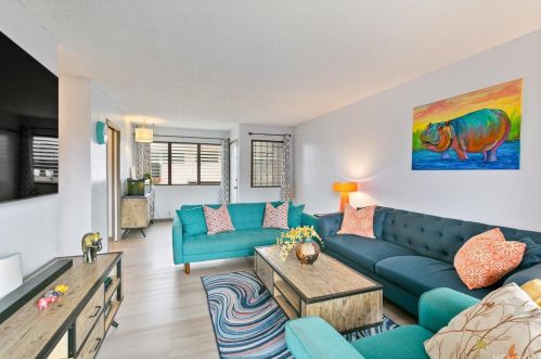 98-370 Kaonohi St, Aiea, HI