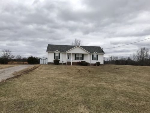 1320 Woodbridge Dr, Lewisburg, TN 37091-5613