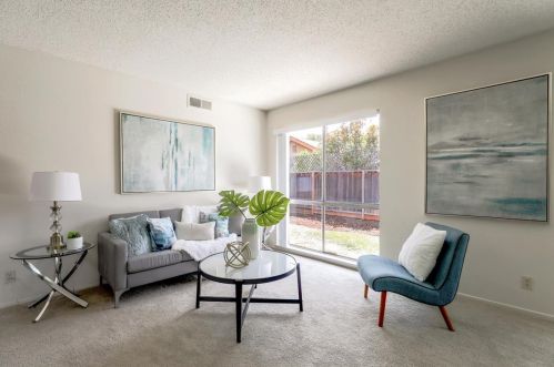 925 Henderson Ave, Sunnyvale, CA 94086-9061
