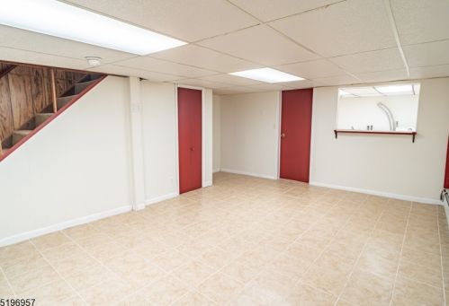 247 Mccosh Rd, Montclair NJ  07043-2107 exterior