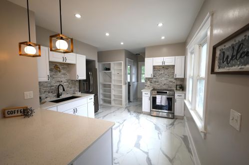 8558 42, Milwaukee WI 53209-1330 exterior