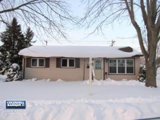 426 Roselawn Dr, Brillion, WI 54110-1030