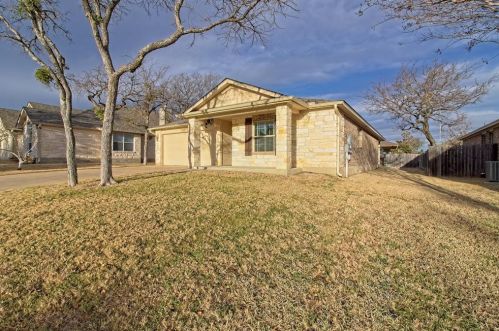 713 Hedgewood Dr, Georgetown TX  78628-2503 exterior