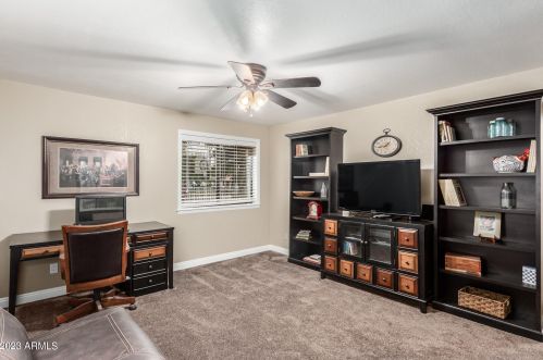 733 Campbell Ave, Gilbert AZ 85234-3215 exterior